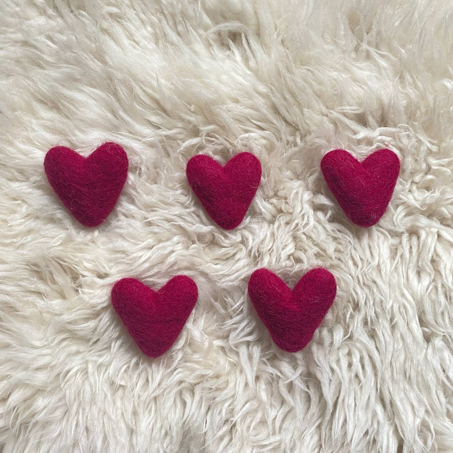 Sheep Farm Felt - Wine Hearts- Set of 20