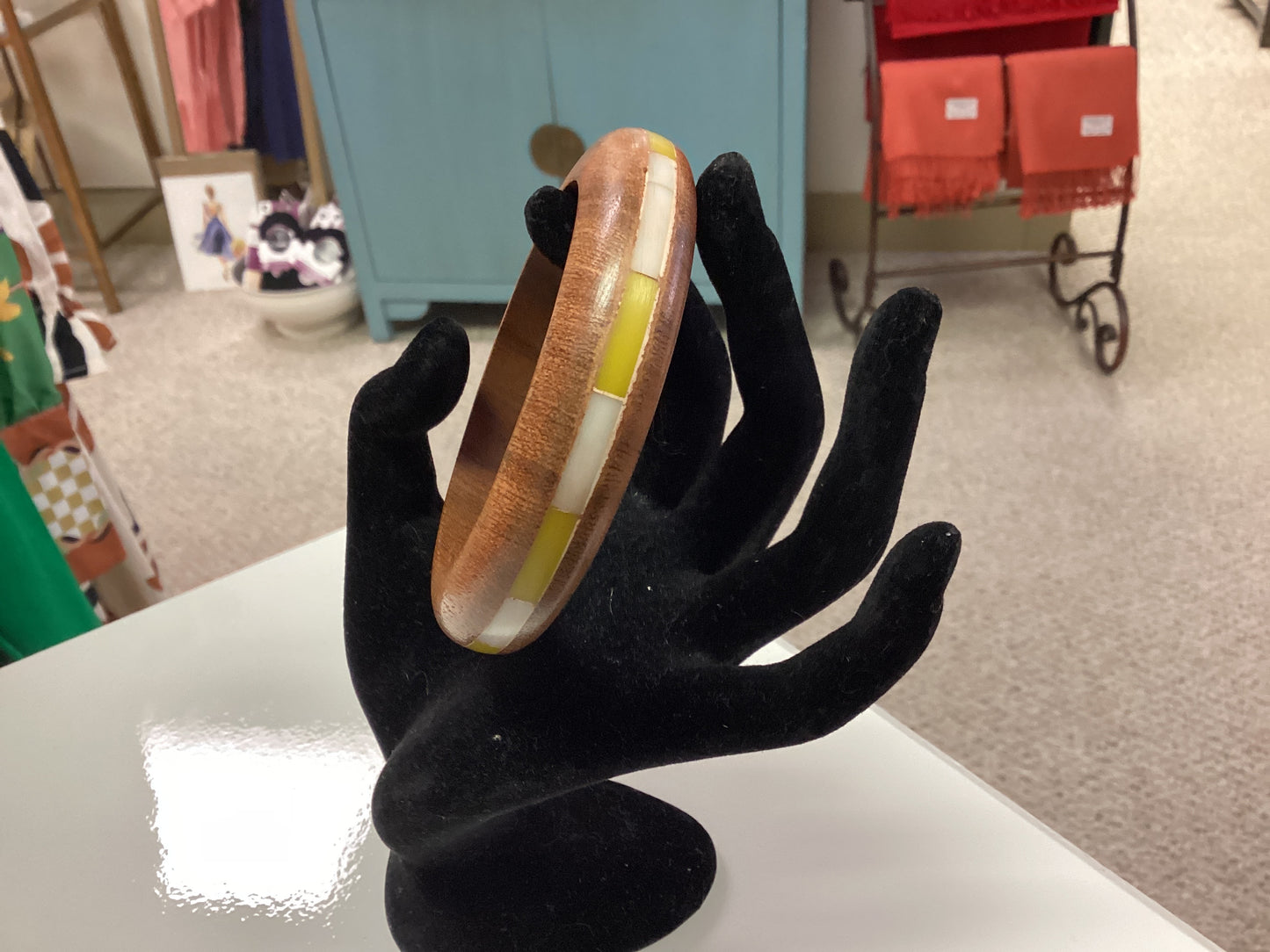 DJ CREATIVE WOOD BANGLE WITH 2 TONE INLAID PIECES