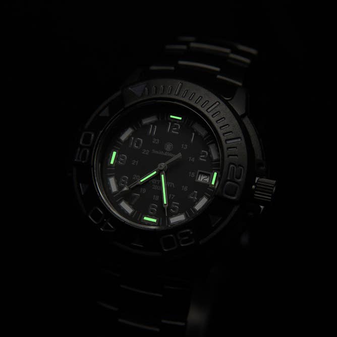 CALIBER GOURMET / CAMPCO - Smith & Wesson Diver Tritium Watch: BLACK