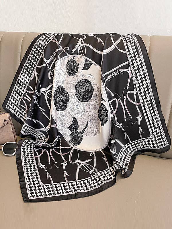 U.Z. Flower Print Houndstooth Scarf: PURPLE