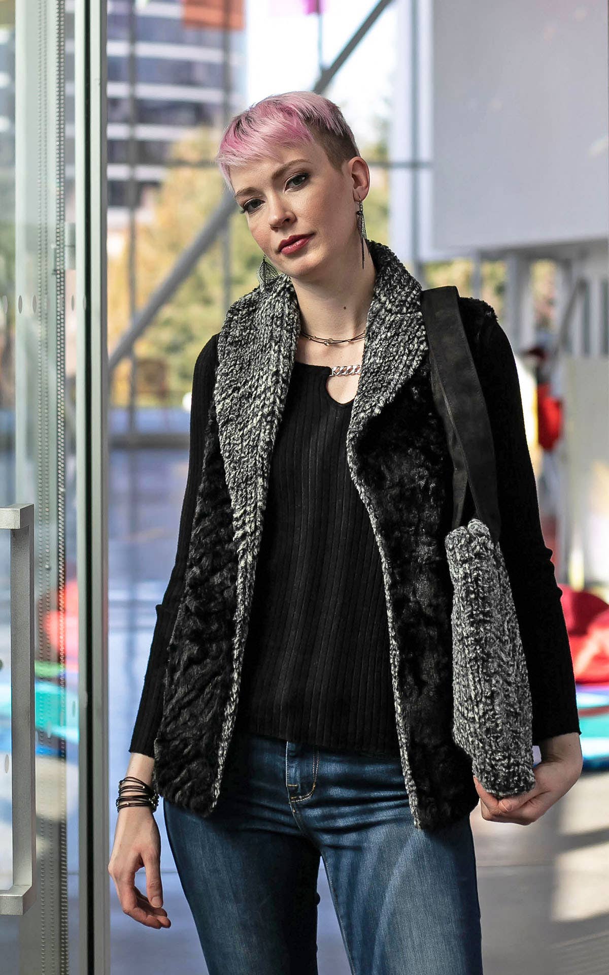Shawl Collar Vest +4" - Reversible: Small / 8mm Black & White / Black
