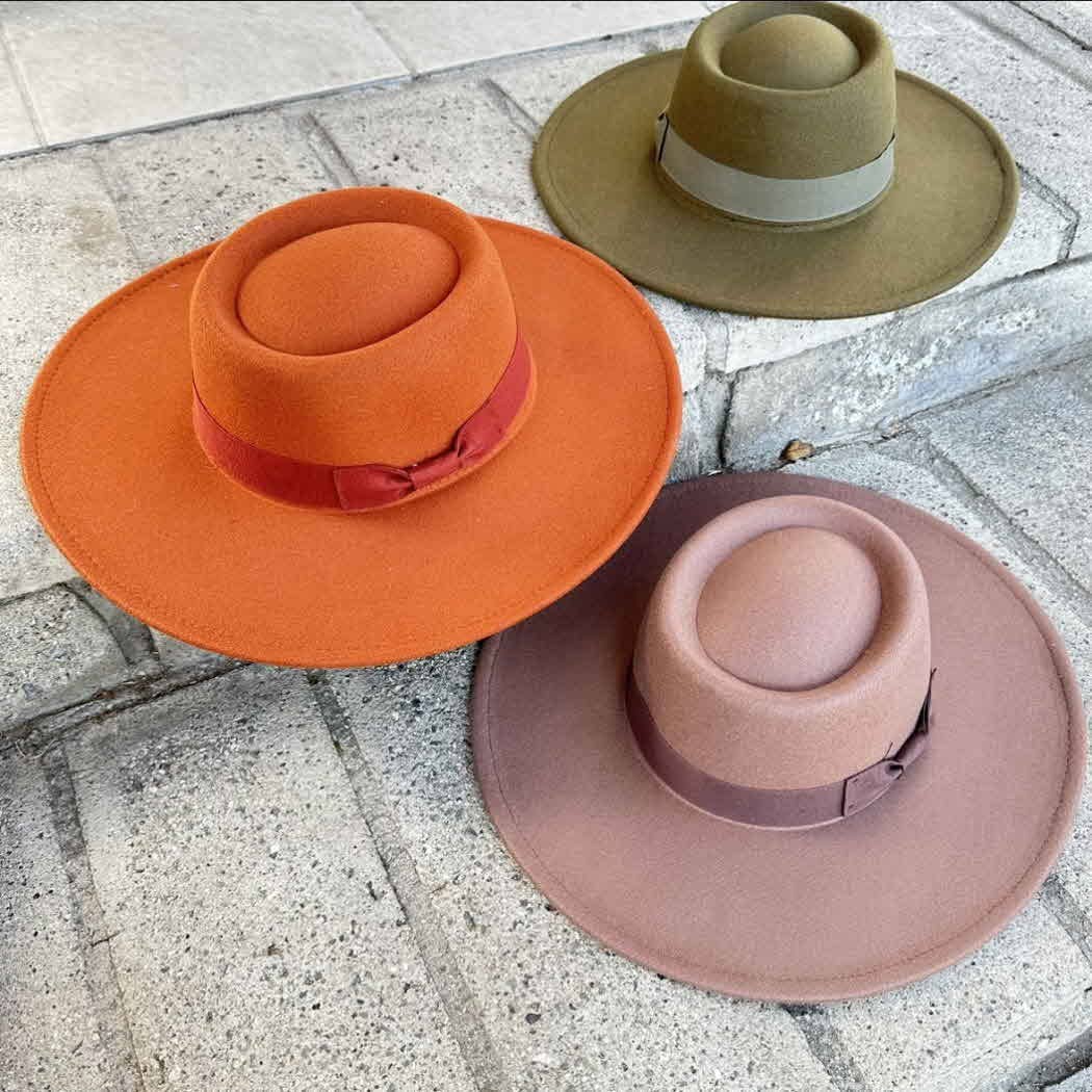 Bella Betty - Best seller !! Structured boater with wide brim  Grosgrain: IVORY / ONE SIZE