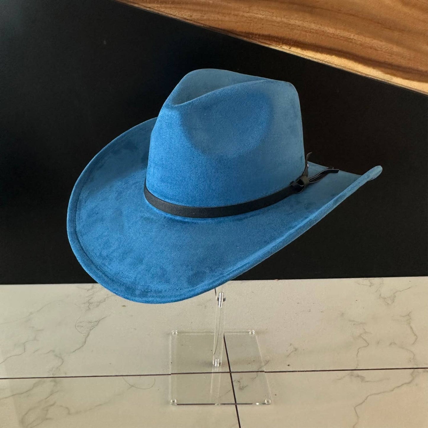 Queens INC - Fashion Vegan suede Cowboy hat  W/ Leather Belt: CAMEL / ONE SIZE