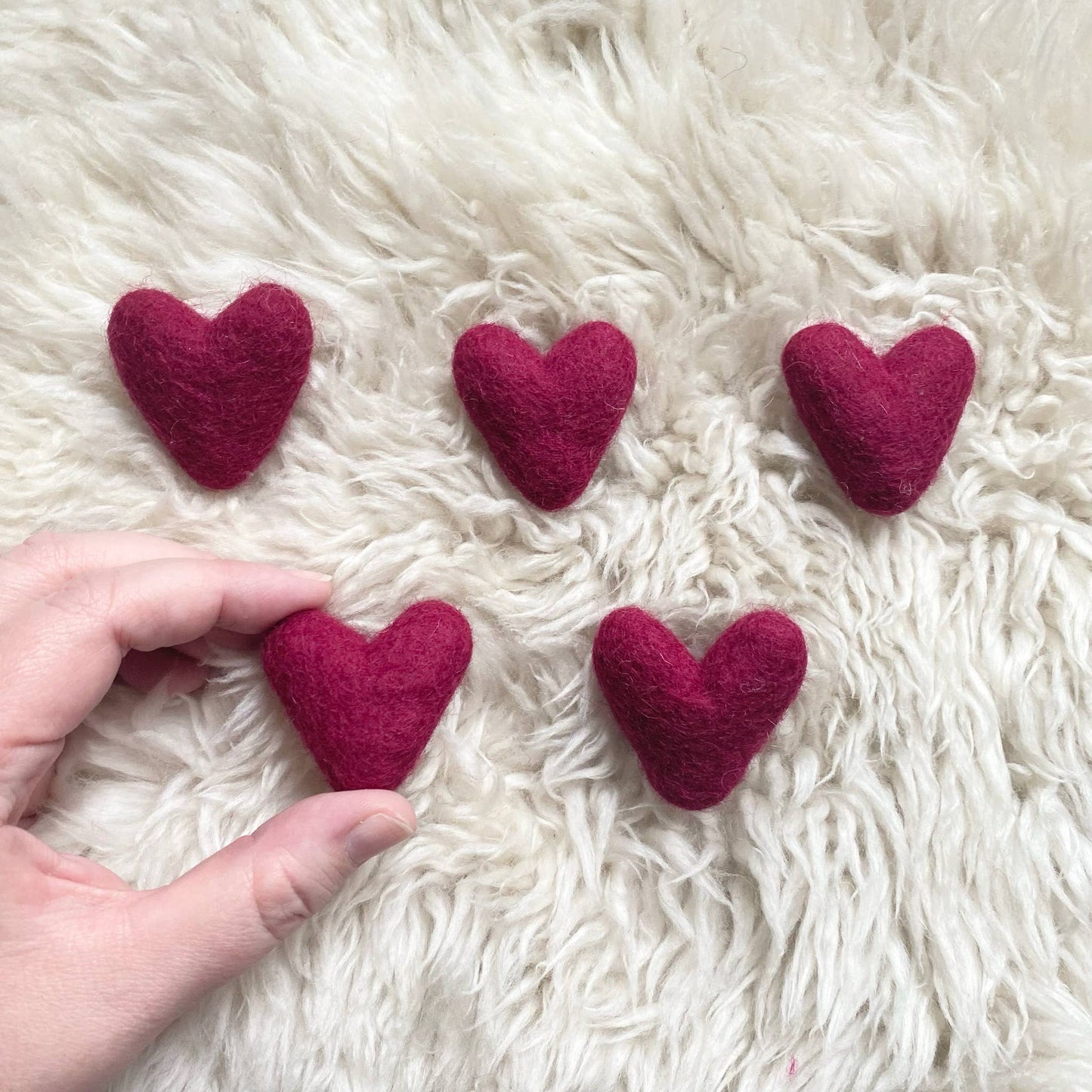 Sheep Farm Felt - Wine Hearts- Set of 20
