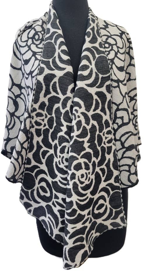 Winding River - Black / White Nautilus Reversible Short Loop Wrap: Short