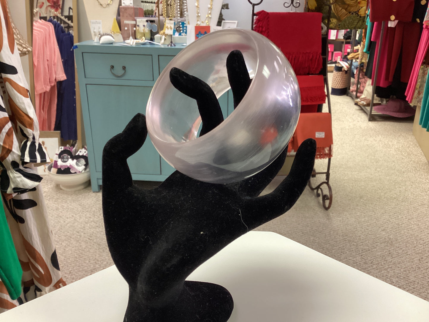 DJ CREATIVE WIDE ACRYLIC BRACELET