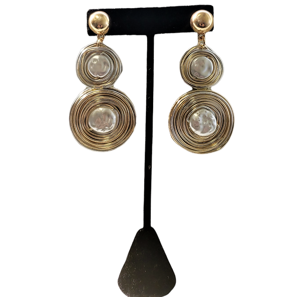 Bijoux Envie Statement Jewelry - Graduated Earring | Coin Pearl | Coastal | Boho | Gold | Fun
