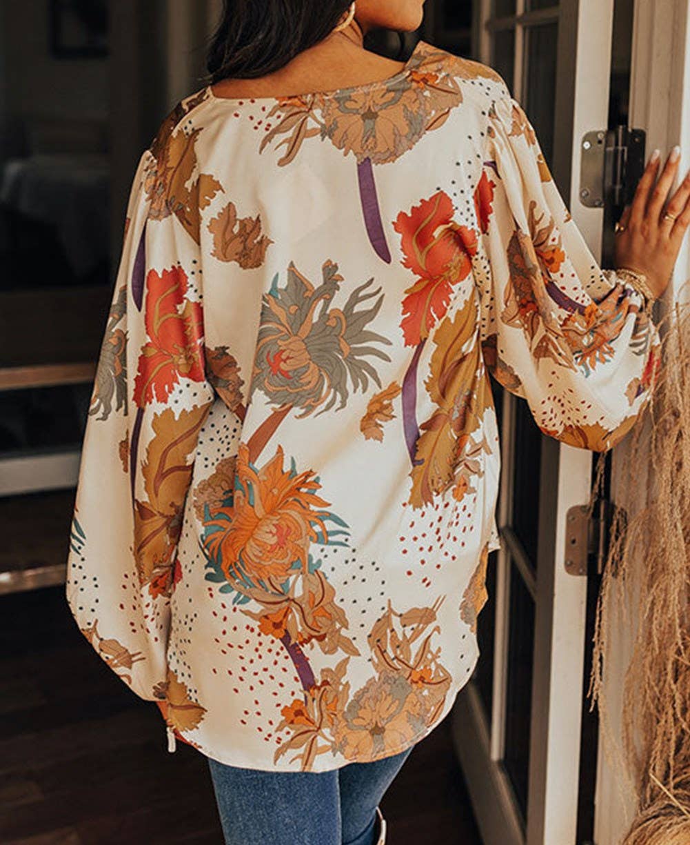 Secret Style Source - Rococo Floral Bubble Sleeve Top: M