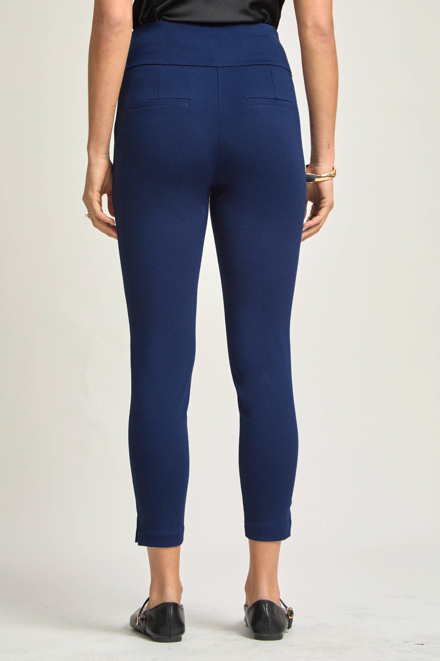 Dear Scarlett - High Waisted 26" Double Knit Ponte Pants: BLACK / L