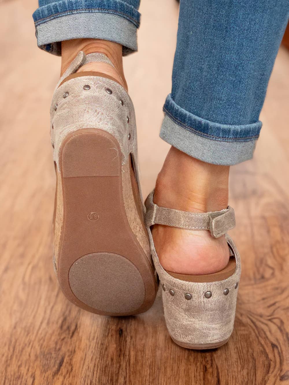 Vintage Leather Stitching Studded Wedge Sandals: shipping available