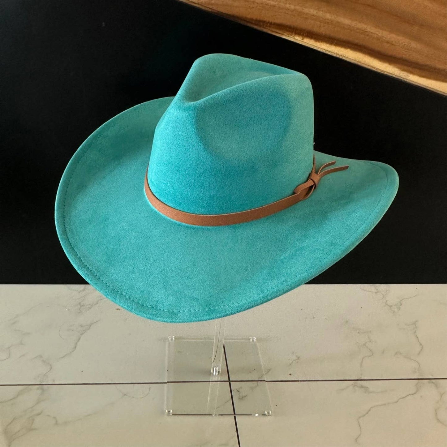Queens INC - Fashion Vegan suede Cowboy hat  W/ Leather Belt: CAMEL / ONE SIZE