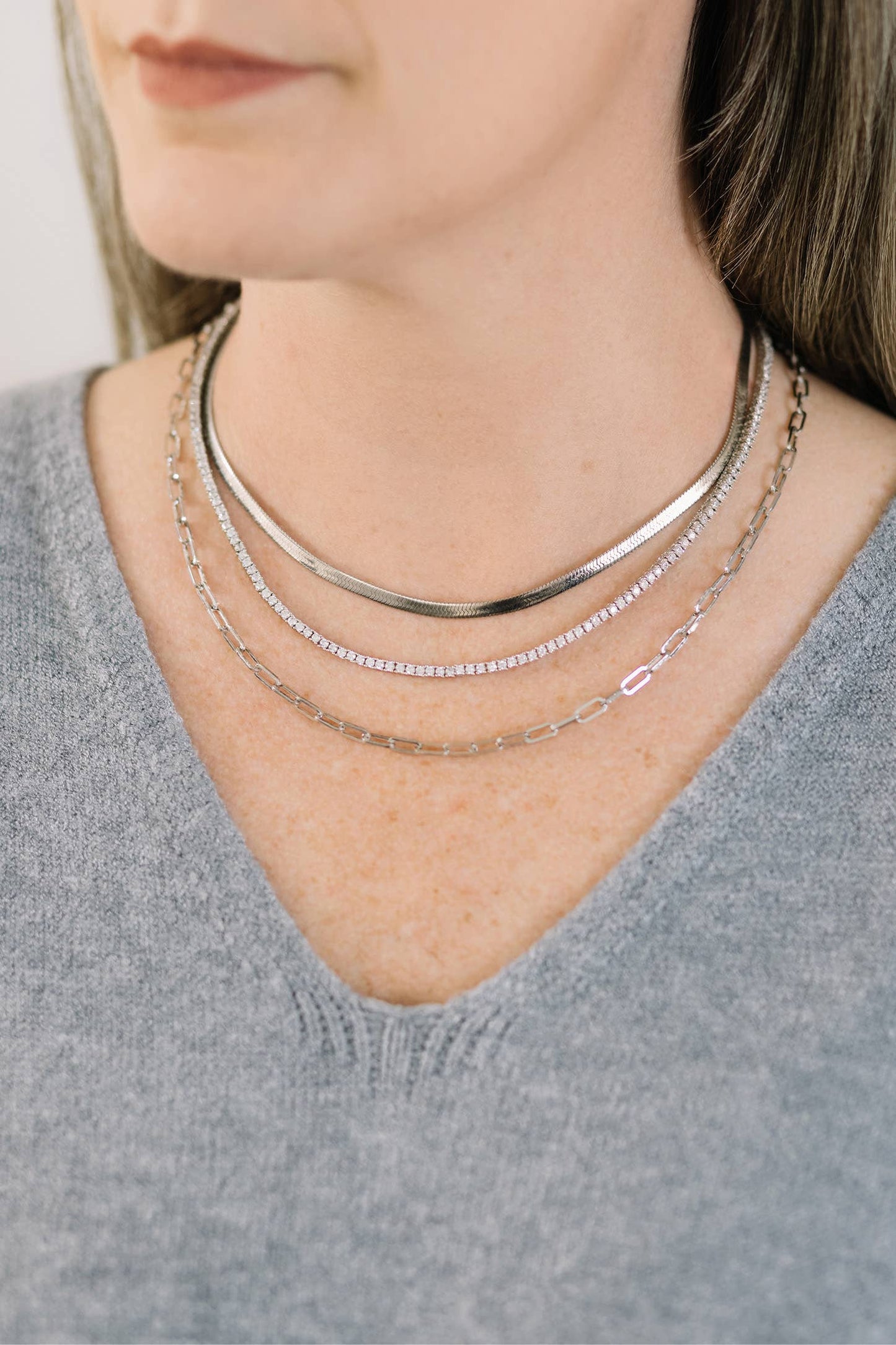 Eugenie 18" 2mm Claw Set Cubic Zirconia Tennis Necklace: Silver