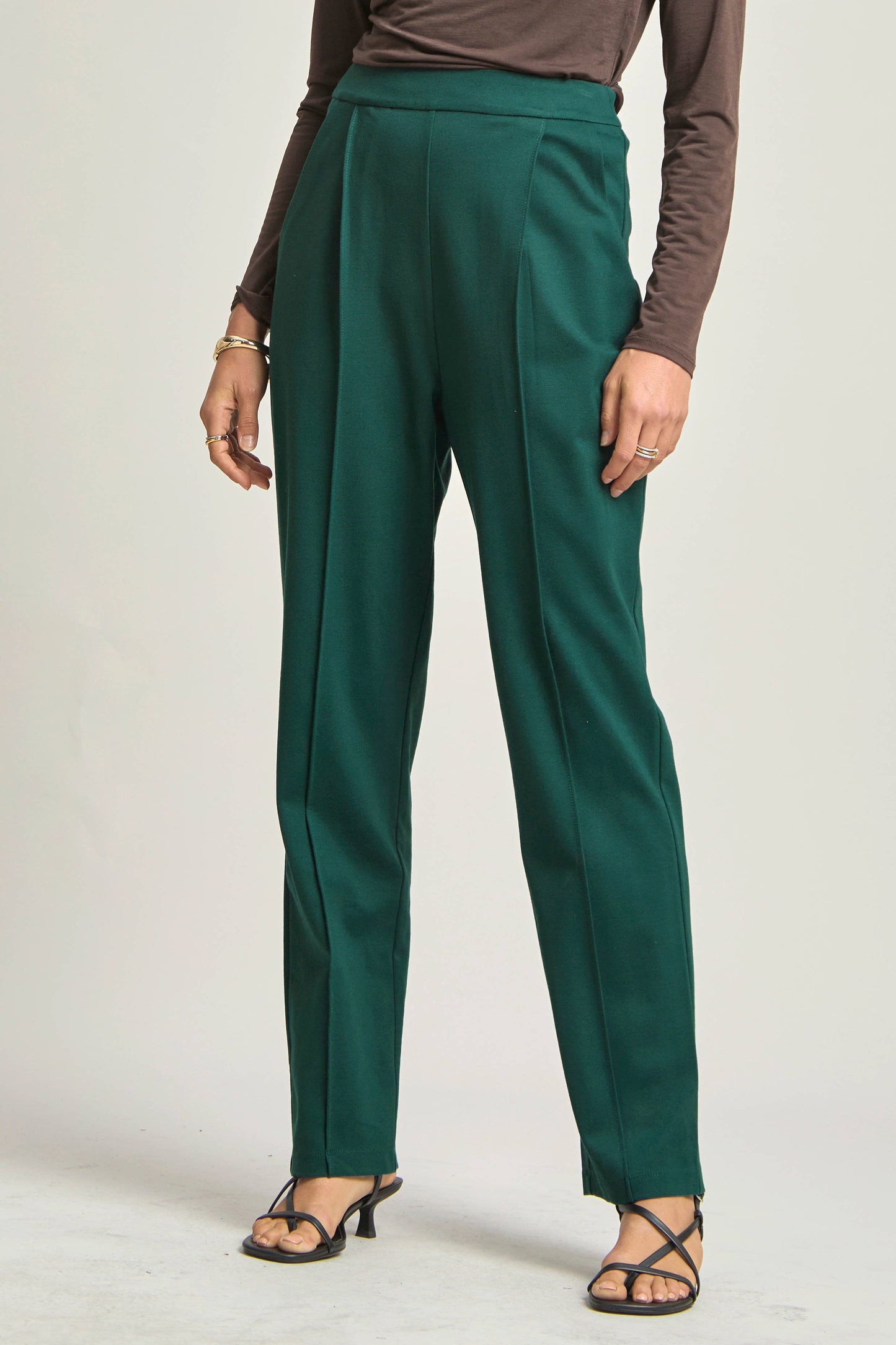 Dear Scarlett - Magic High-Rise Barrel Pants: Black / M