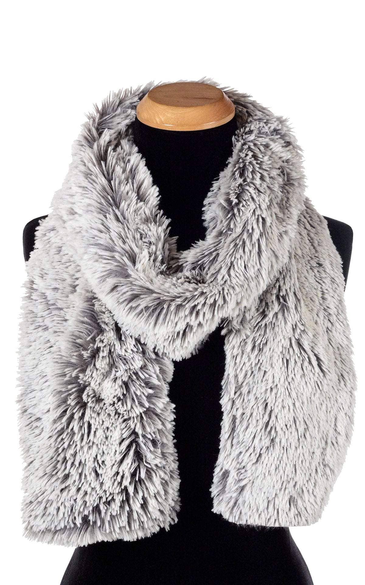 Classic Scarf: Faux Fur 100% Polyester / Classic Scarf / Carpathian Lynx