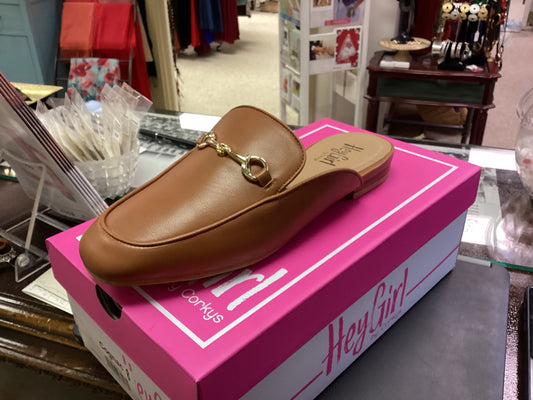Hey Girl by Corky’s Charmer in Cognac
