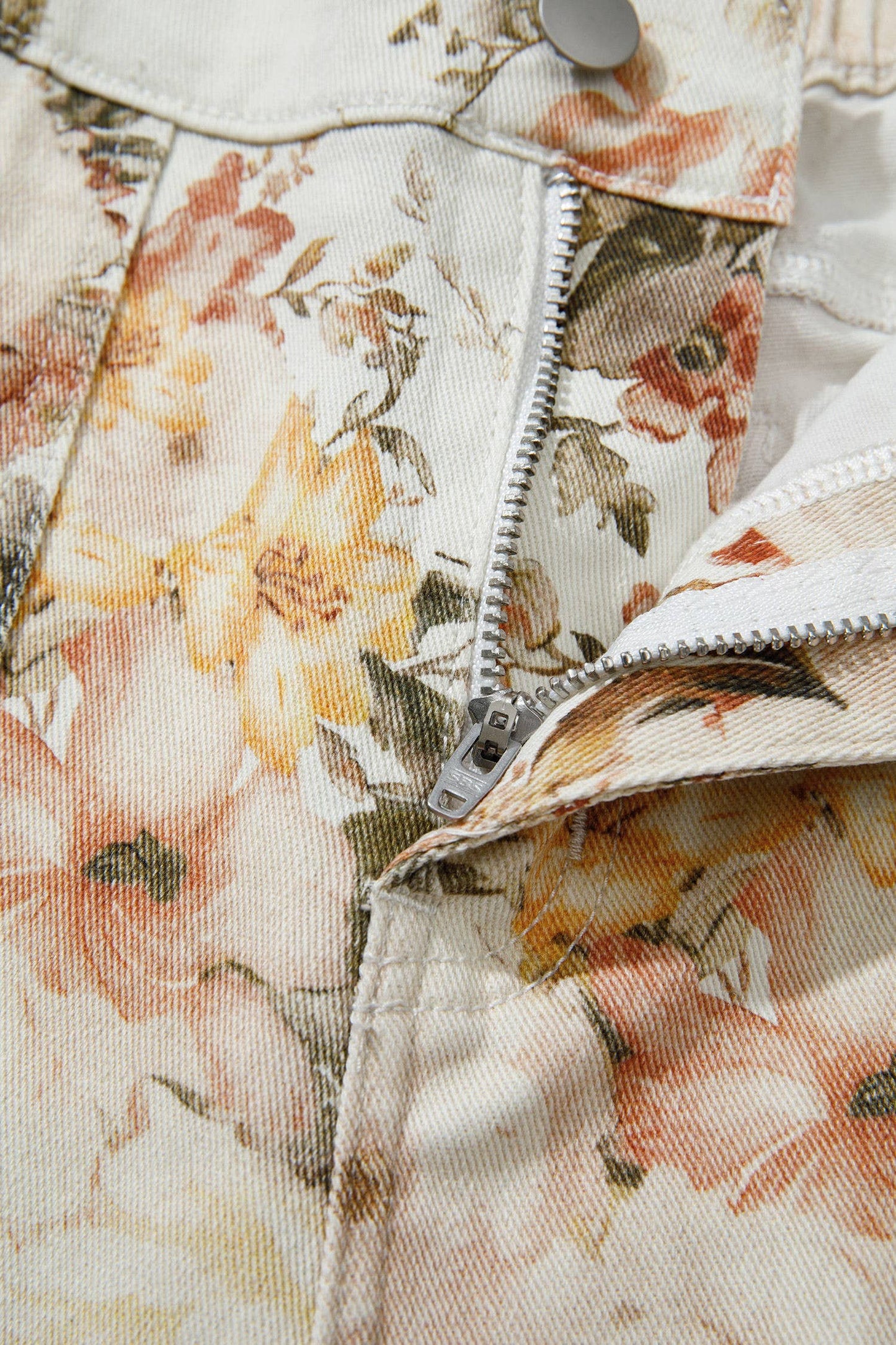 66DISCO - Floral Print High Waisted Wide Leg Denim Jeans: Beige