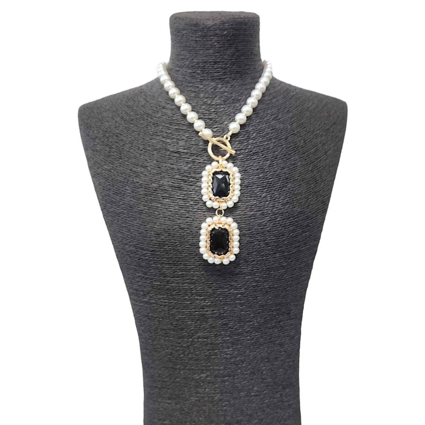 Bijoux Envie Statement Jewelry - Pearl Necklace | Jewel Tone Necklace | Toggle | Fall | Short
