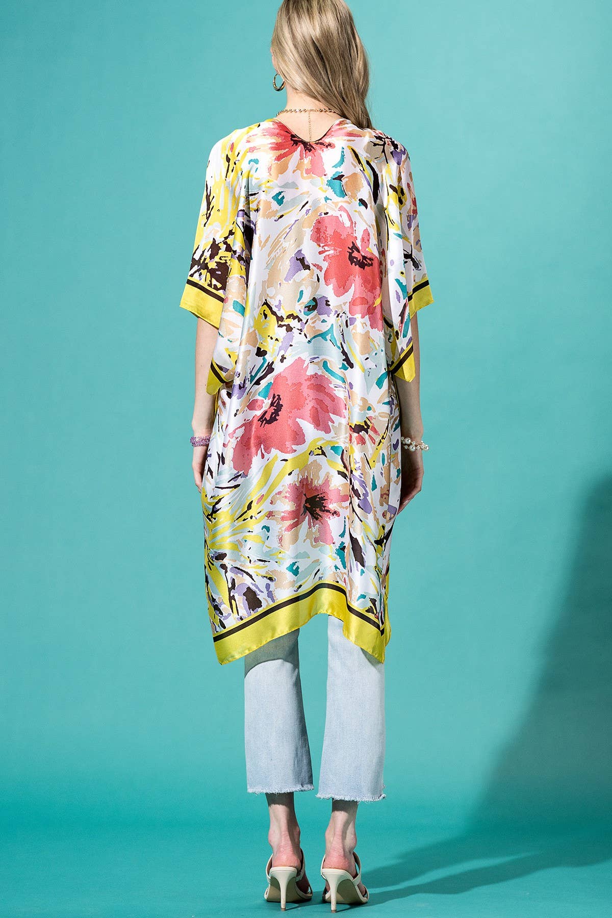 Urbanista - Abstract Floral Print Kimono: PINK-PK