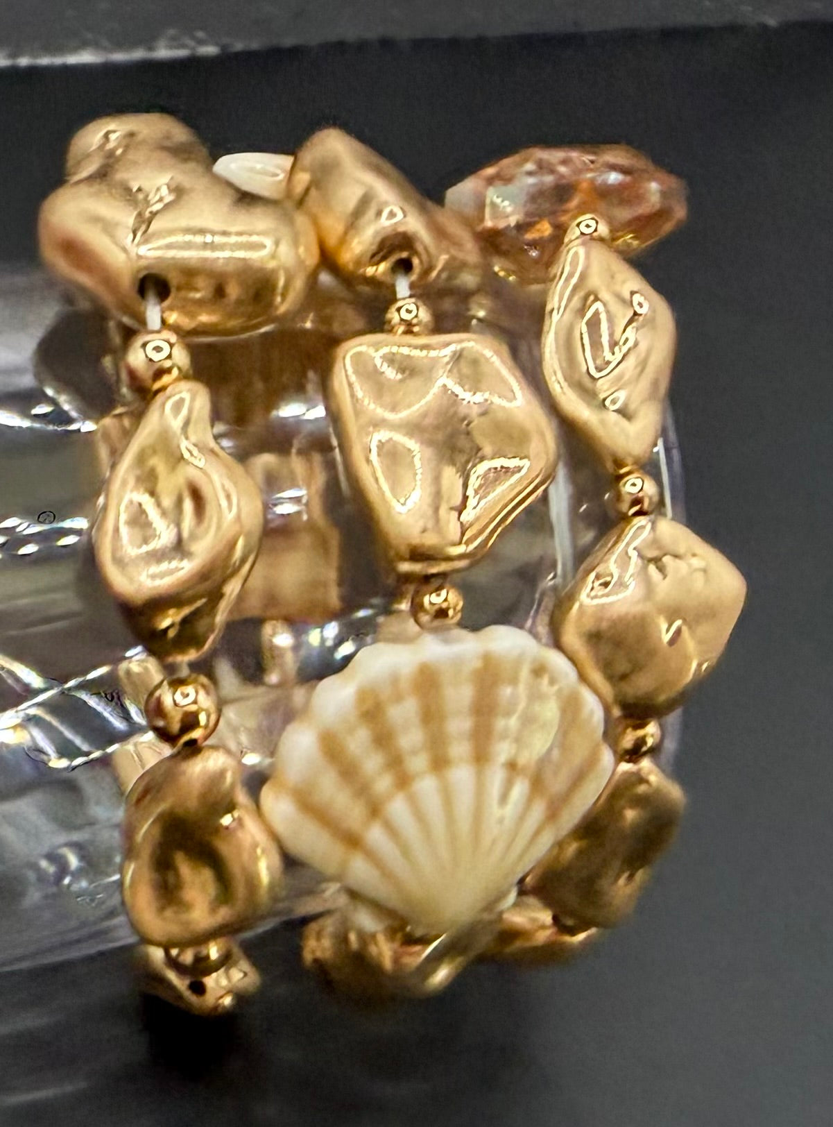 L&B Creations Stretch Seashell Bracelet Gold Tone