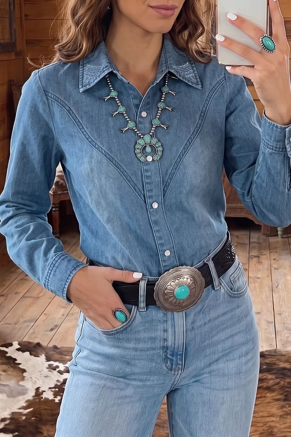 Fitted denim top for ladies 
