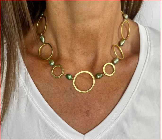 Karine Sultan Green Pearl and Hammered Gold Choker