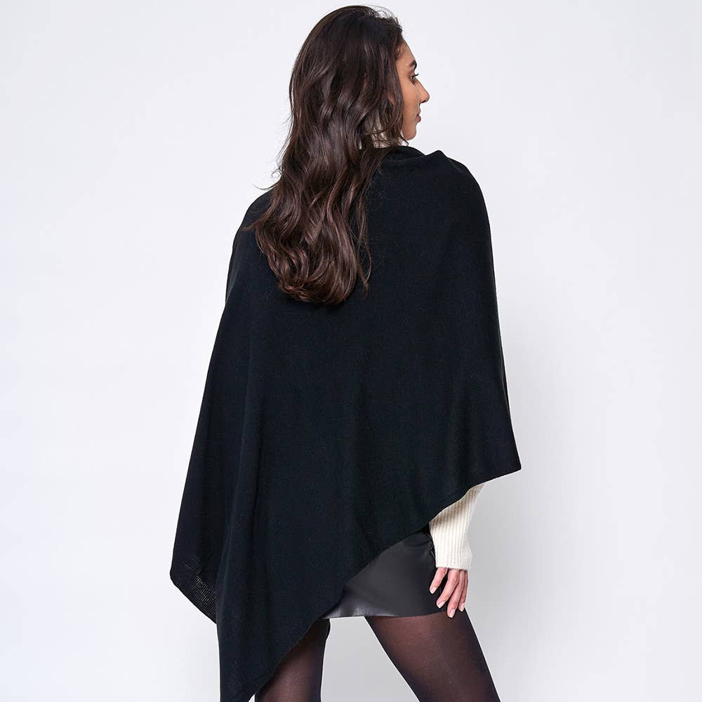 Sensibling Corp. - Solid Scarf Poncho: Ivory