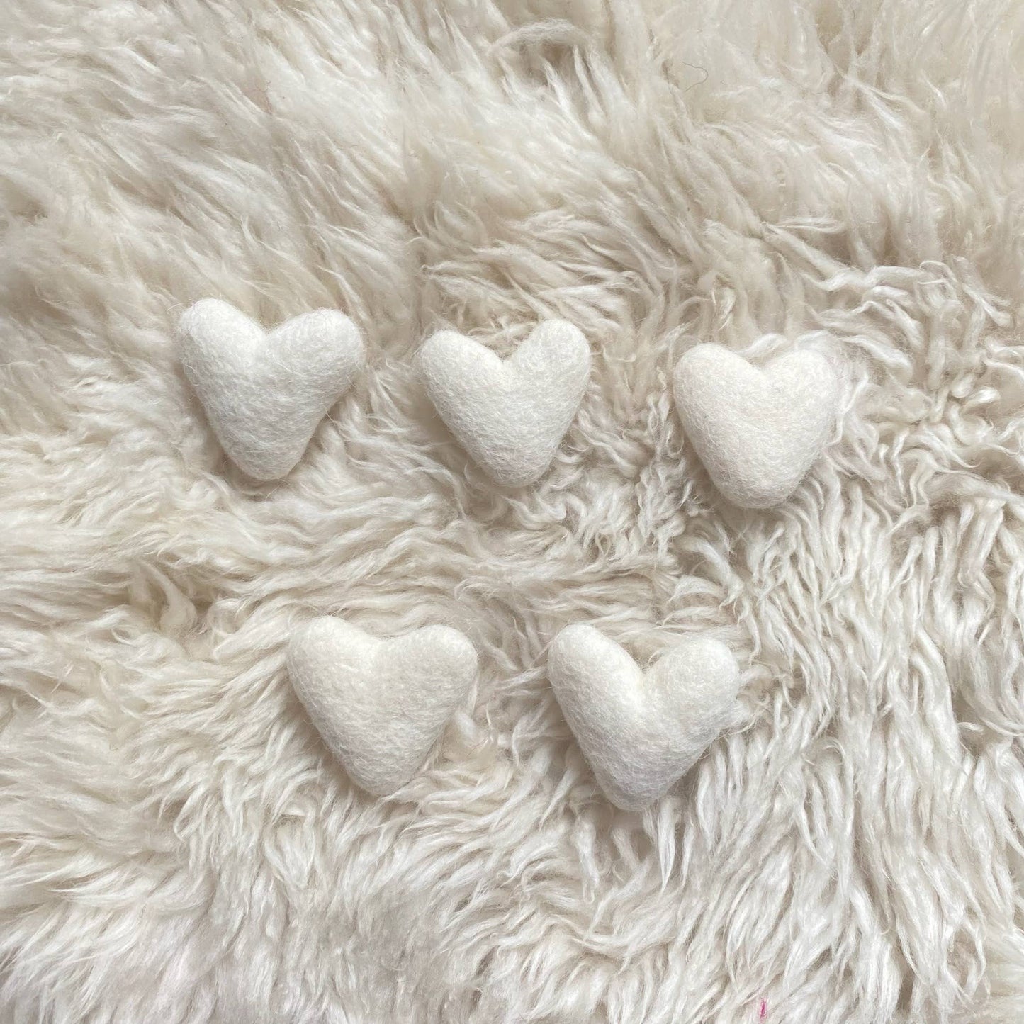 Sheep Farm Felt - White Hearts- Set of 20
