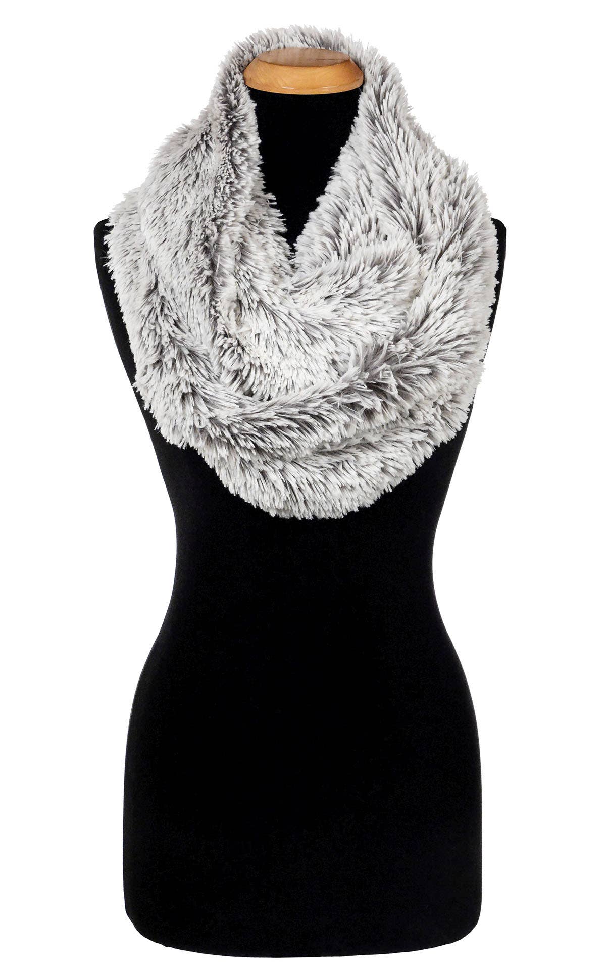 Infinity Scarf: Faux Fur 100% Polyester / Infinity Scarf / Highland in Skye