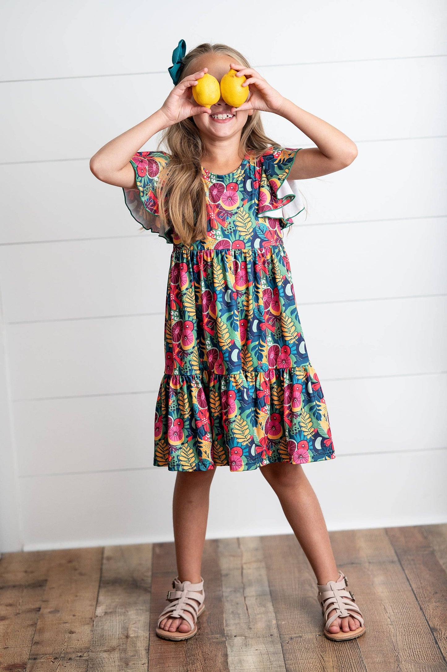 Oopsie Daisy - Kids Emmy Bold Tropical Flutter Sleeve Twirl Spring Dress: 7/8