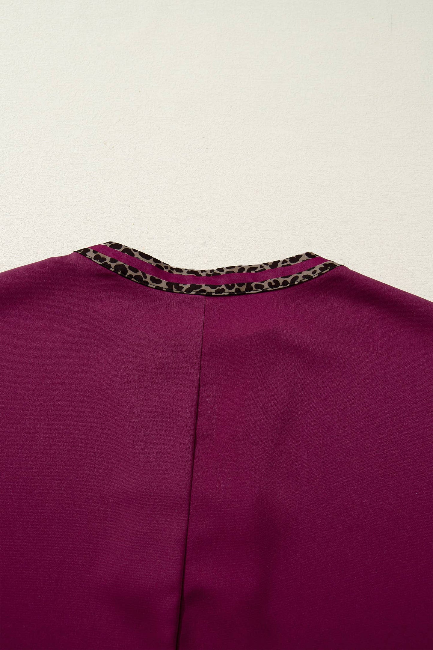 66DISCO - Contrast Leopard Trim V Neck Short Sleeve Blouse (S-XL): Red Dahlia / Missy / M