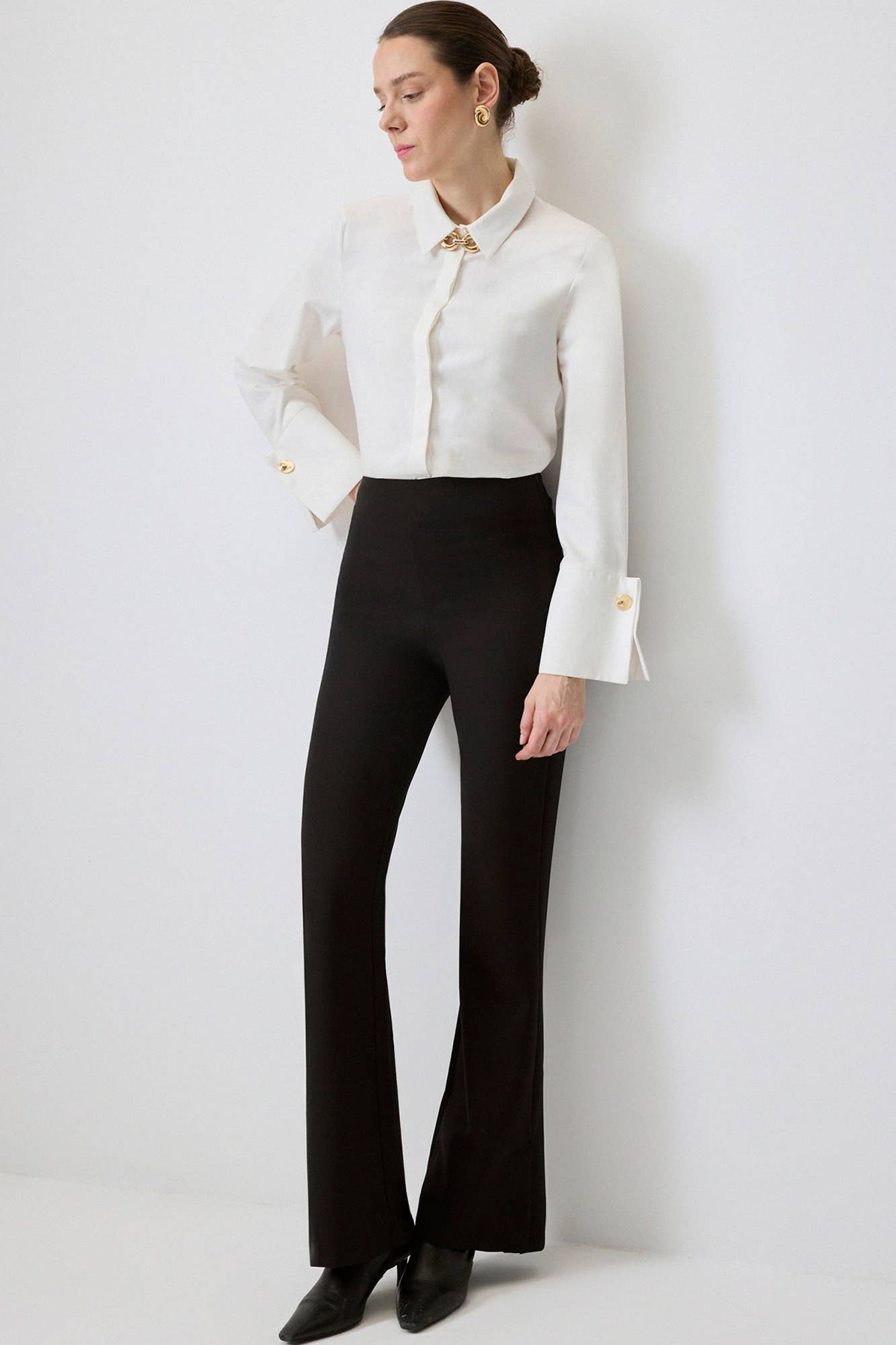 Touché Privé - SPRING DETAIL CREPE PANTS: Black / M