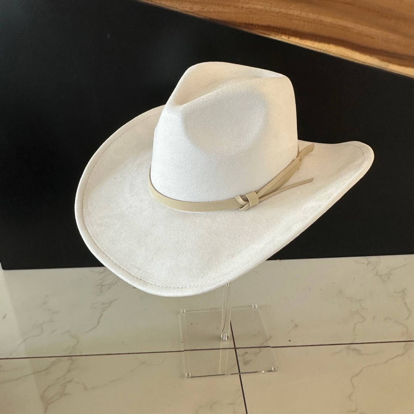 Queens INC - Fashion Vegan suede Cowboy hat  W/ Leather Belt: CAMEL / ONE SIZE