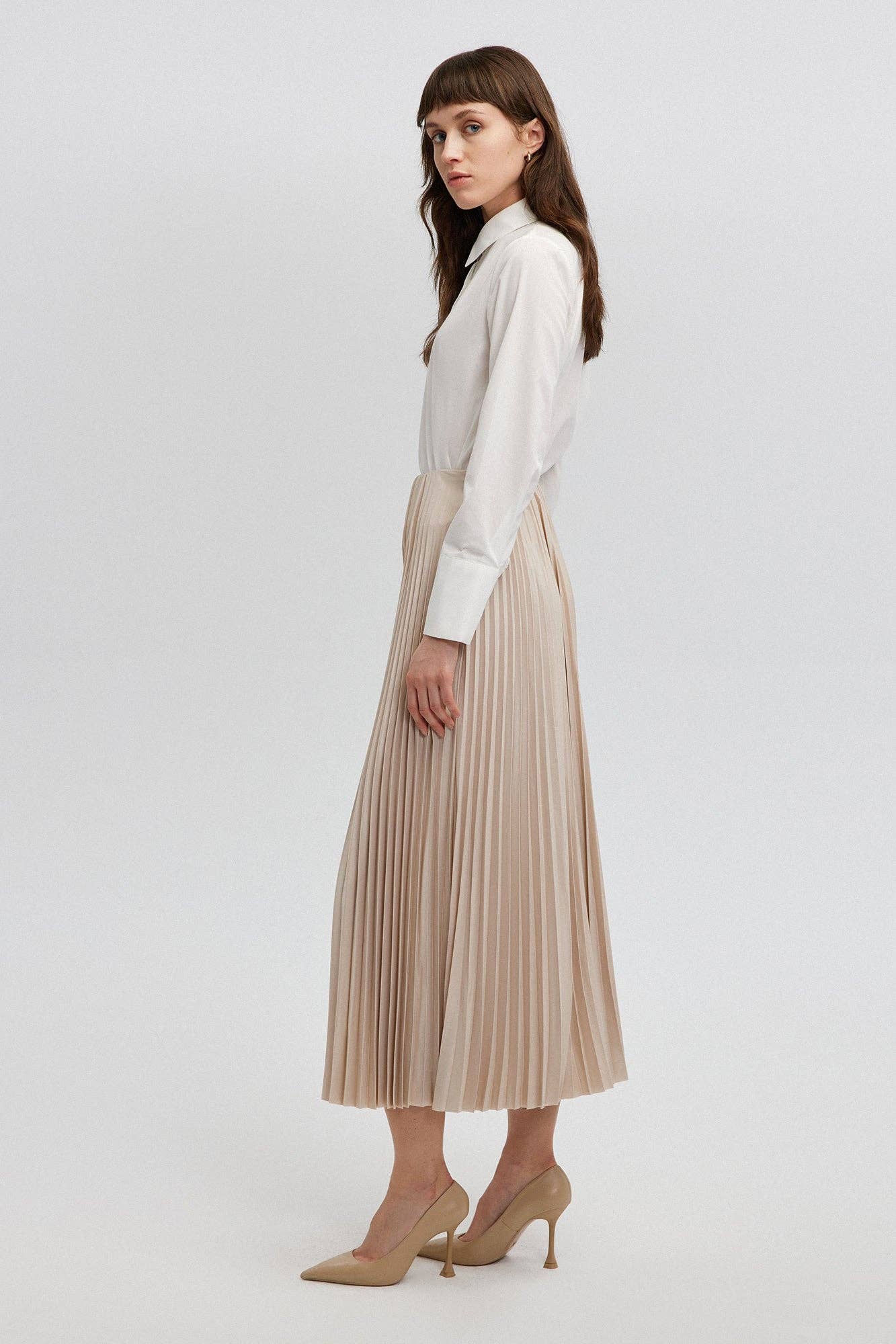 Touché Privé - PLEATED SKIRT - MAXI LENGTH, HIGH WAIST: Beige OS/2-12
