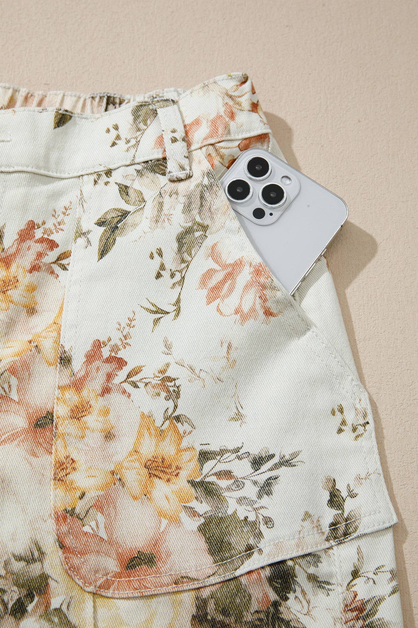66DISCO - Floral Print High Waisted Wide Leg Denim Jeans: Beige / 12