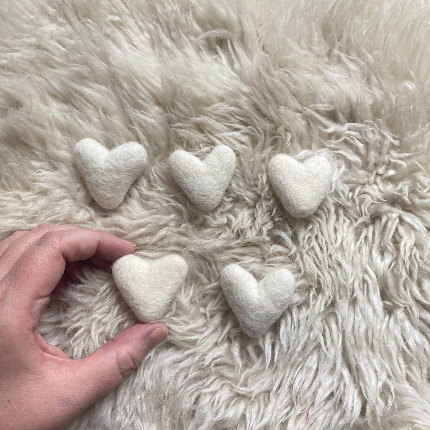 Sheep Farm Felt - White Hearts- Set of 20