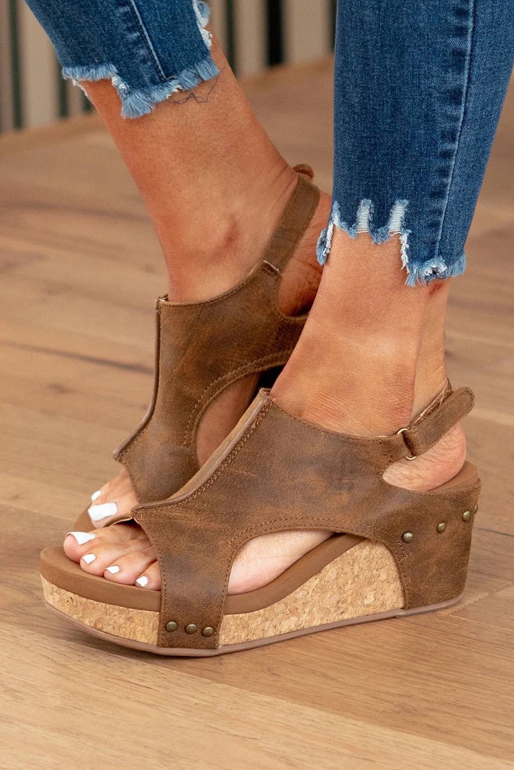 Vintage Leather Stitching Studded Wedge Sandals: shipping available