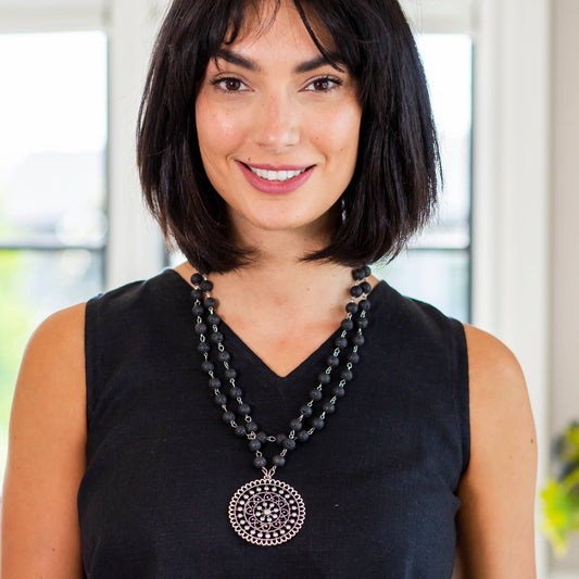 Crown Linen Designs - Sorrento Black Stone Necklace