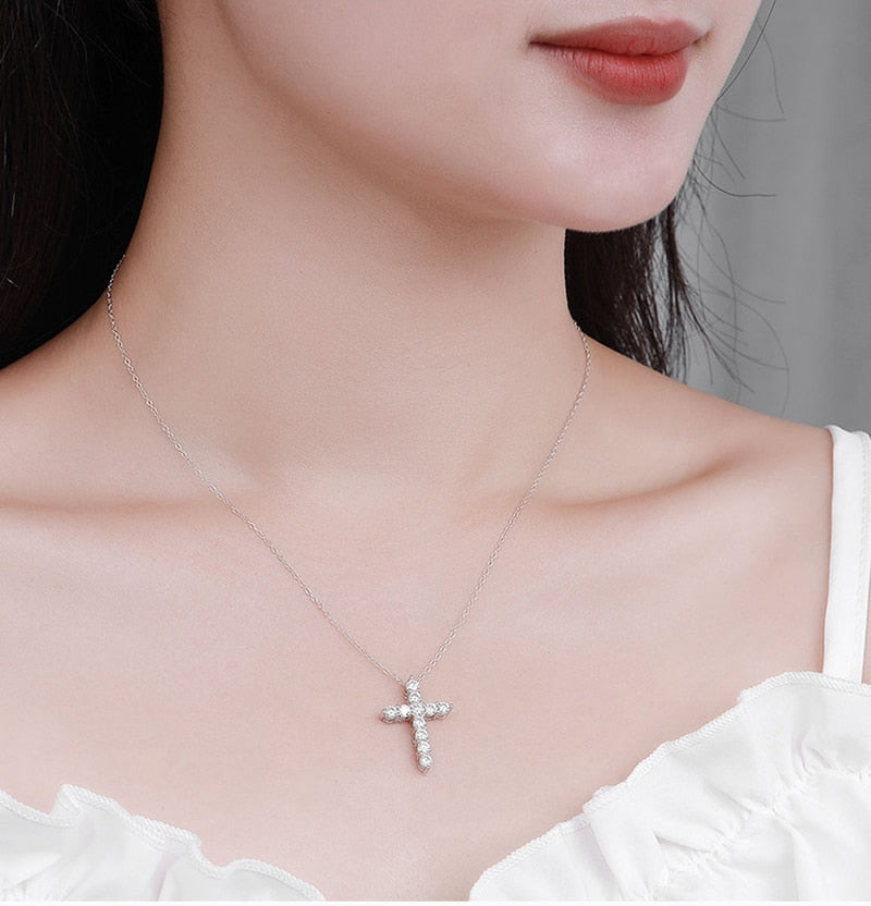 Online Special! COSYA Real Moissanite Cross Pendant Necklace For Women 925 Sterling Silver 3mm D Color Necklaces Sparkling Fine Jewelry